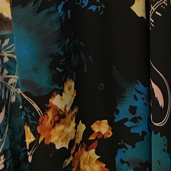 blue dress with flower design from tide station - Picture 2 of 3